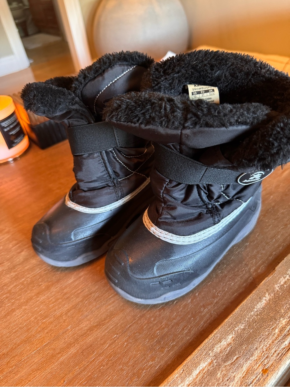 Kamik Black Faux-Fur Lined Snow Boot Label